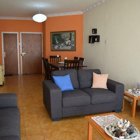 Mediterranean Breeze Apartment Limassol Bagian luar foto