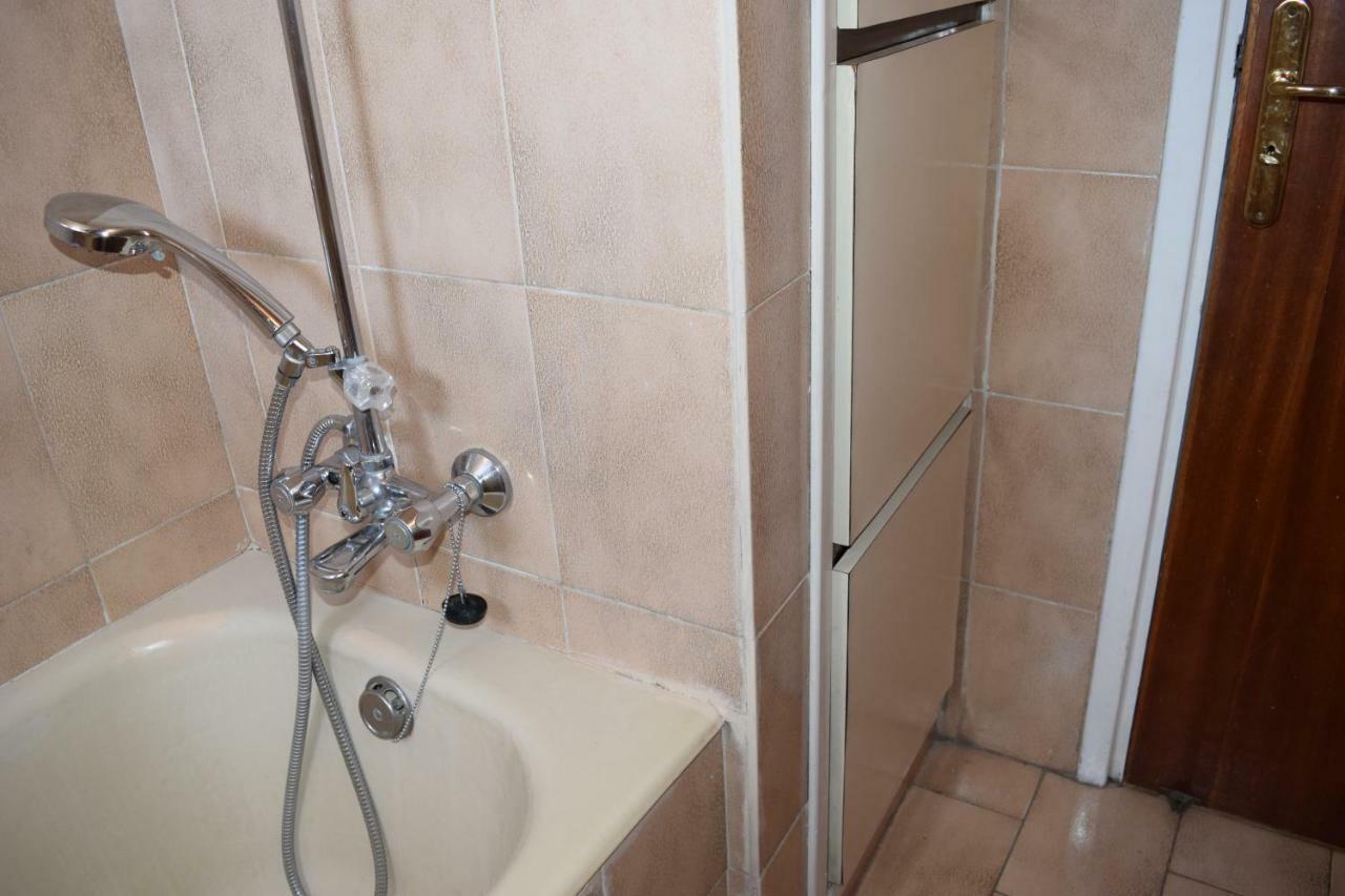 Mediterranean Breeze Apartment Limassol Bagian luar foto